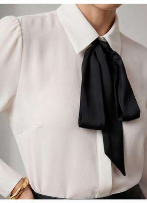 Principessa - Camisa de Crepe com Gola Laço Off White Lisette - PRINCIPESSA