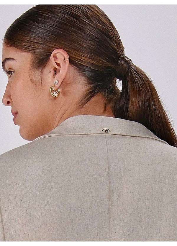 Principessa - Blazer de Linho com Botão Único Plus Size Crú Amaris 4