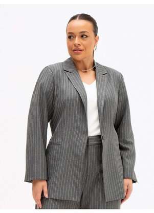 Principessa - Blazer Intermediario em Alfaiataria Plus Size Risca de Giz Inaya - PRINCIPESSA