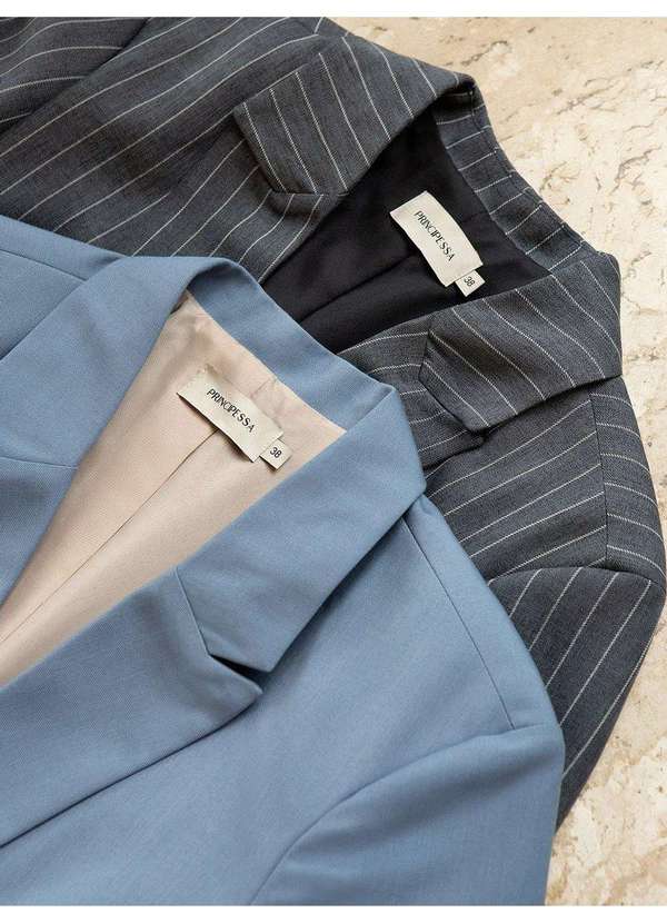 Principessa - Blazer Intermediario em Alfaiataria Plus Size Risca de Giz Inaya 4