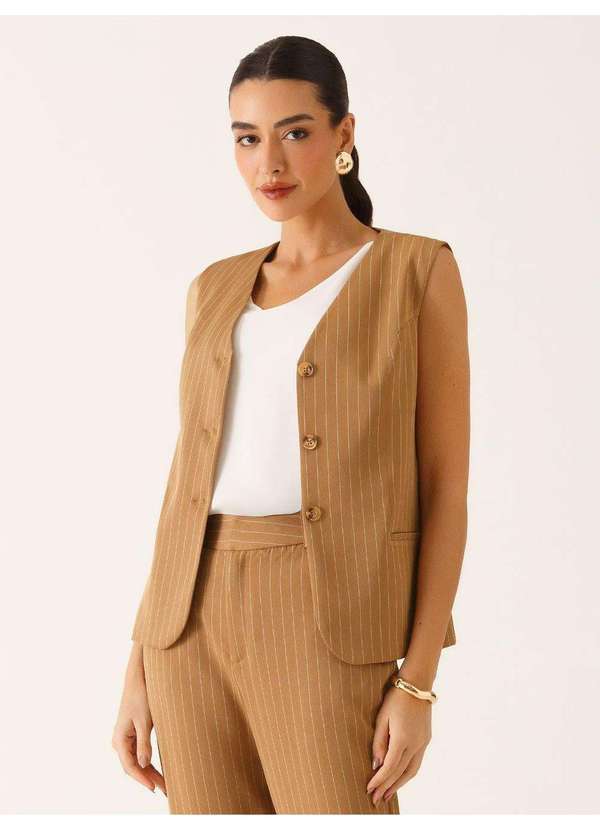 Principessa - Colete Alfaiataria Intermediário em Viscose Listrada Camel Tina