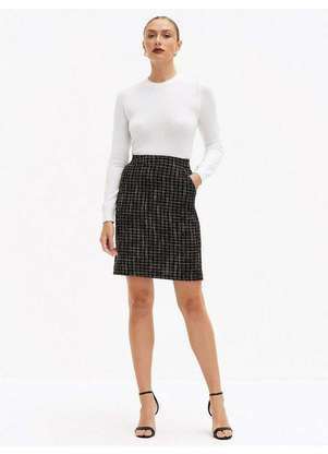 Principessa - Saia Curta de Tweed Xadrez Preta e Off White Cendi - PRINCIPESSA