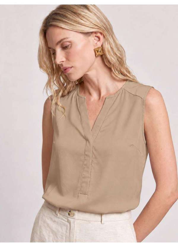 Principessa - Blusa com Peitilho Decote V em Viscose Bege Josiela