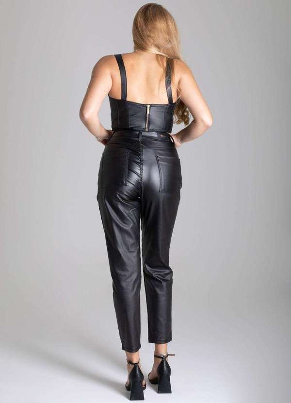 Sawary - Calça Bengaline Sawary Mom Preto 4