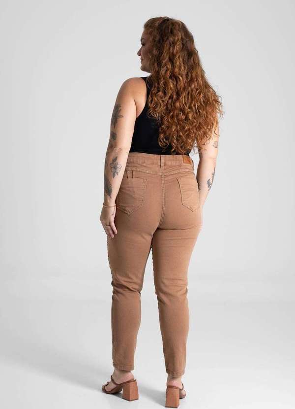 Sawary - Calça Sarja Sawary Plus Size Levanta Bumbum - 280799 Marrom 4