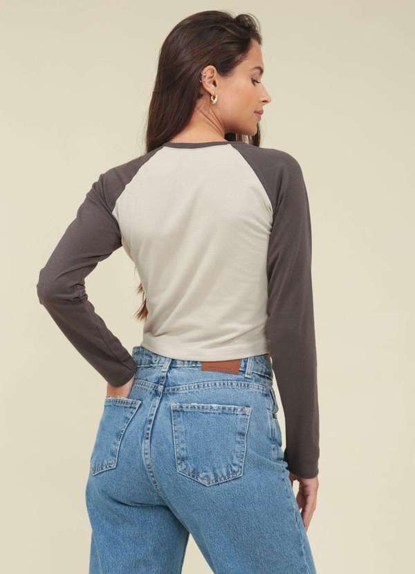 Pop Me - Blusa em Cotton Manga Longa San Diego Bege 2