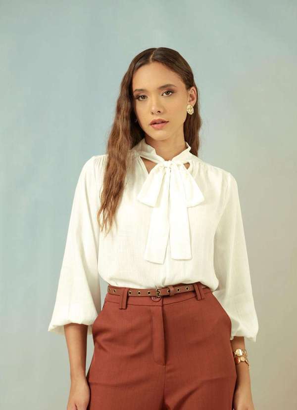 Pop Me - Blusa em Viscolinho Manga Longa com Laco Branco