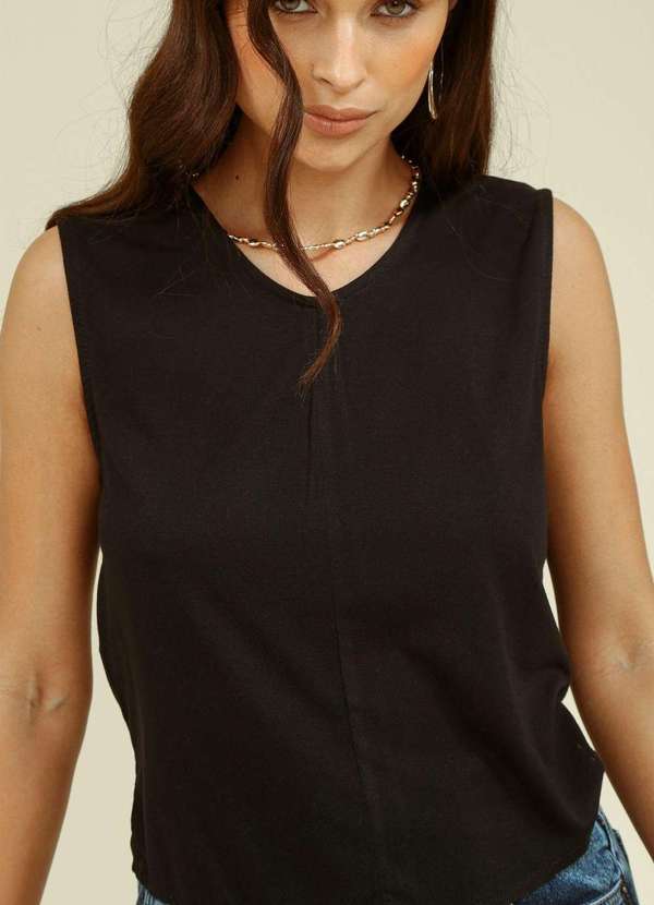 Pop Me - Blusa Malha sem Manga Abertura Lateral Preto 3