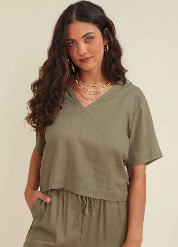 Pop Me - Blusa Manga Curta Decote V em Linho Verde