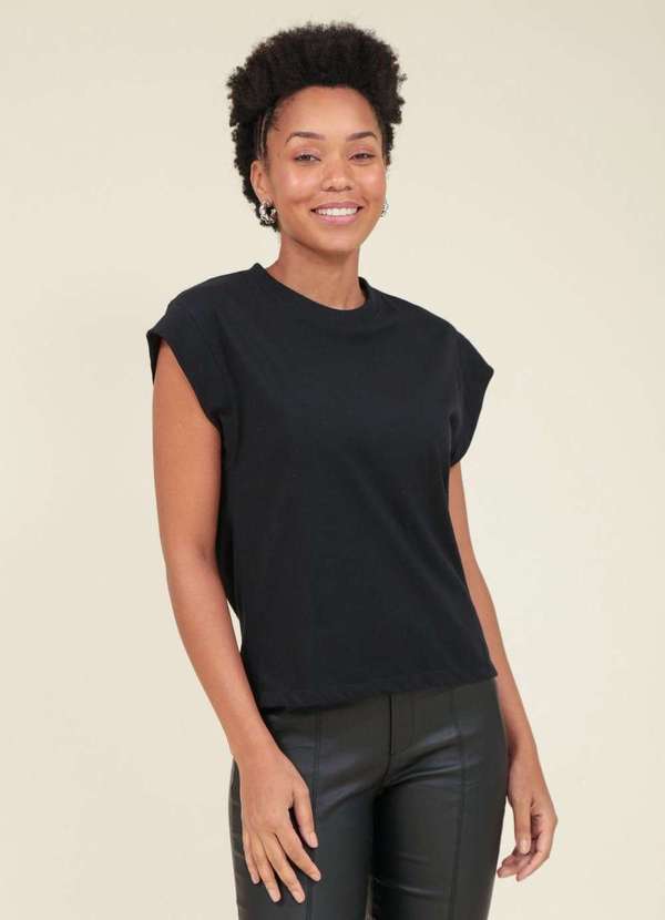 Pop Me - Blusa Muscle Tee em Meia Malha Preto