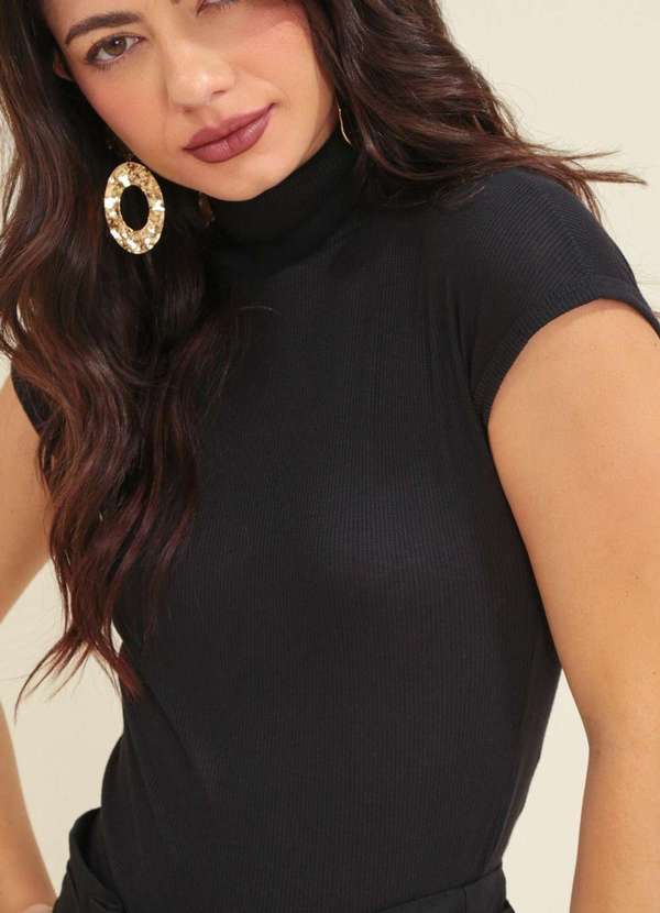 Pop Me - Blusa Ribana Manga Raglan Gola Alta Preto 3