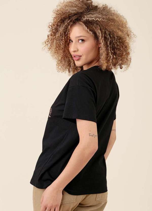 Pop Me - T-Shirt em Meia Malha Wild Rose Preto 2