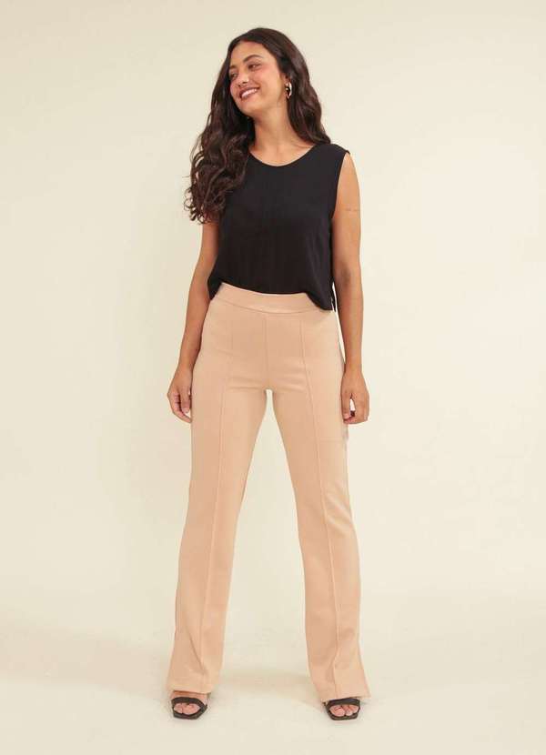 Pop Me - Calca Flare em Ponto Roma com Nervura Frente Bege