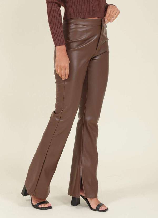 Pop Me - Calca Flare em Pu com Fenda Lateral Marrom 3