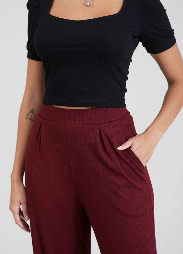 Pop Me - Calca Pantalona em Malha Canelada com Pregas Bolso Vermelho 3