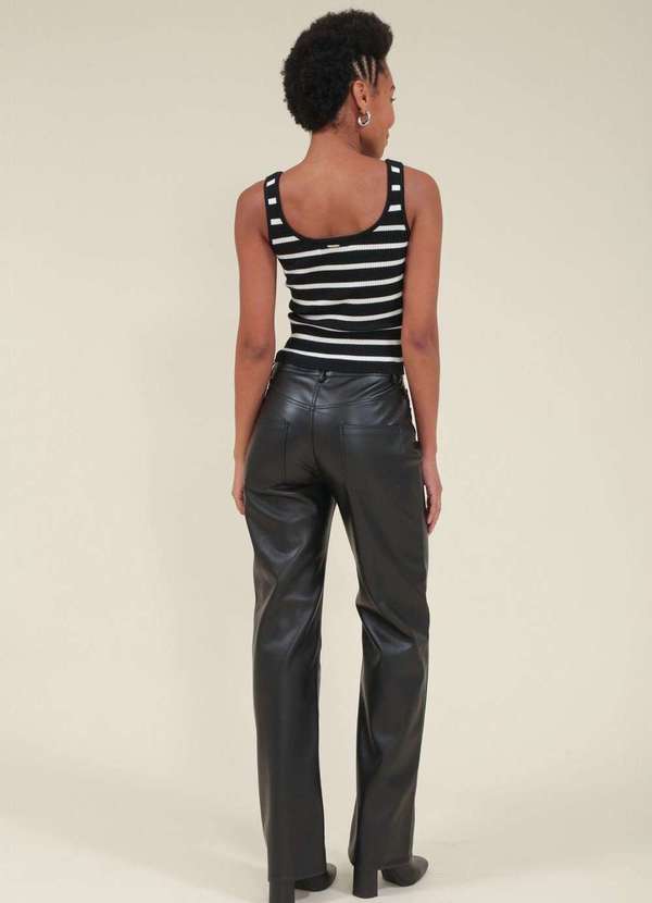 Pop Me - Calca Reta em Pu Preto 2