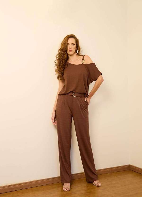 Pop Me - Calca Wide Leg em Malha Texturizada com Cinto Marrom 2