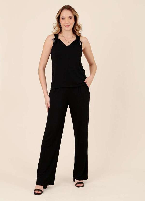 Pop Me - Calca Wide Leg em Malha Texturizada com Pregas e Bolso Preto