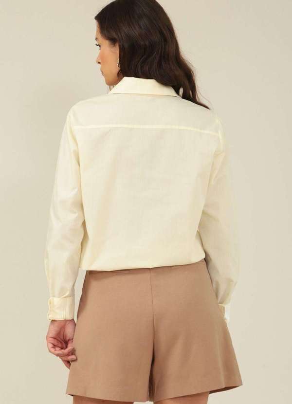 Pop Me - Camisa em Tricoline com Bolsos Barra Arredondada Amarelo 2