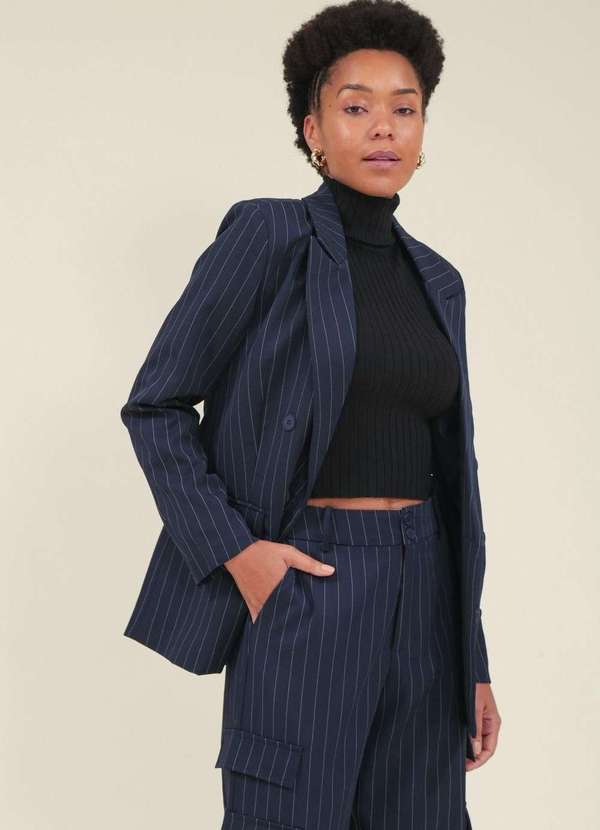 Pop Me - Blazer Alfaiataria Risca de Giz com Transpasse e Botoes Azul 2