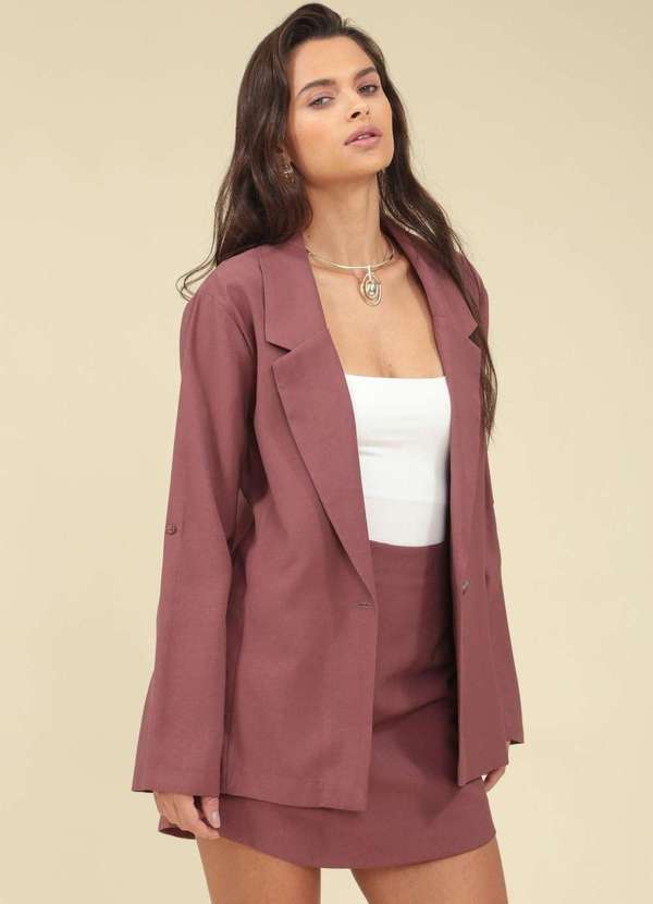 Pop Me - Blazer em Alfaiataria com Martingale na Manga Marrom 4