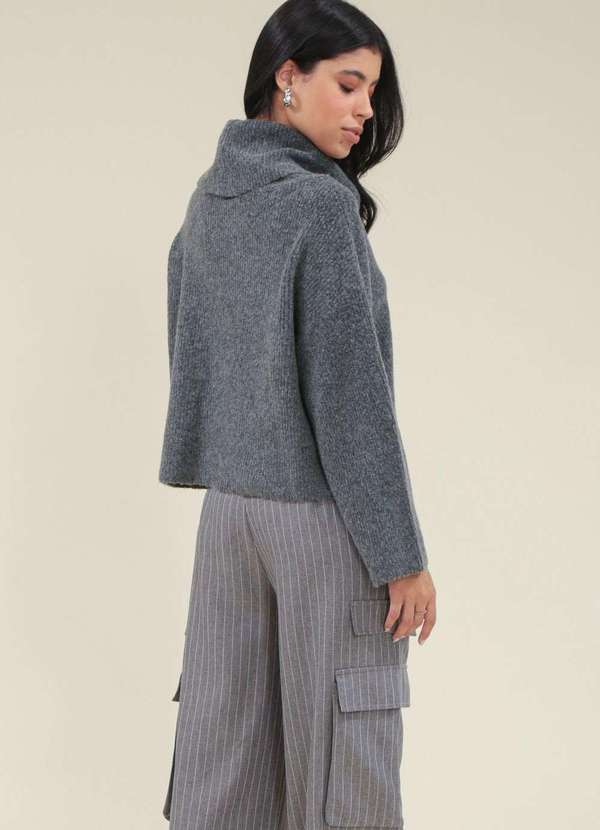 Pop Me - Blusa Tricot Oversized Manga Longa Ampla e Gola Alta Cinza 2