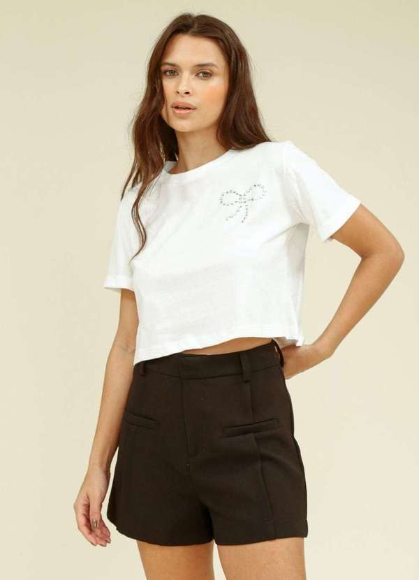 Pop Me - Short Crepe Alfaiataria Recorte Frontal Preto