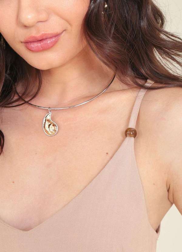 Pop Me - Vestido New Midi em Viscolinho Alca com Recorte na Saia Bege 3