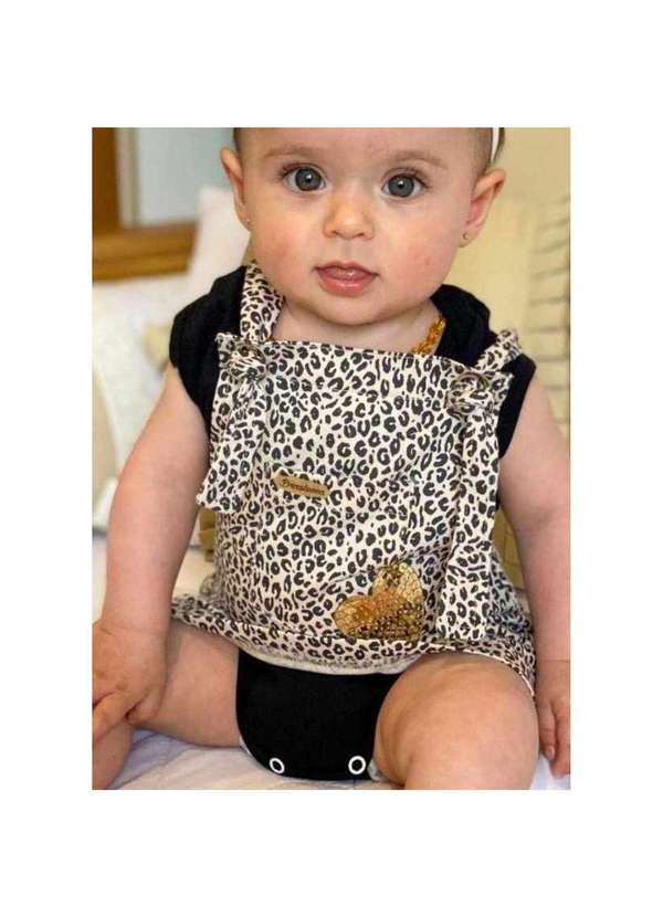 Cia da Malha Conjunto Curto Verao Jardineira Salopete Bege