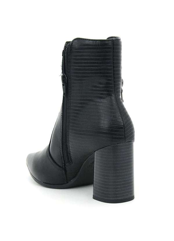 Ramarim - Bota Ramarim Cano Curto Tachas Feminina Preto 4