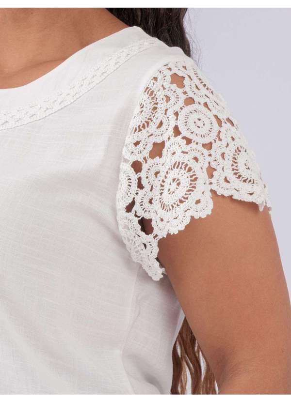 Susie Modas - Blusa Bordada Gola e Ombro Branco 3