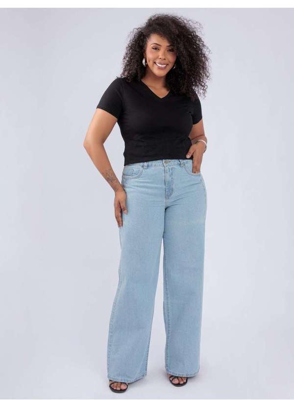 Susie Modas - T-Shirt Gola V Preto 5