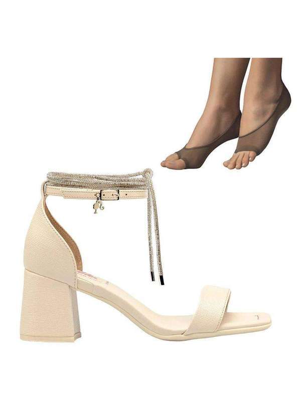 Piccadilly - Kit Sandália Piccadilly Barbie Feminina e 2 pares de Meias Bege