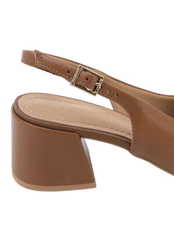 Usaflex - Kit Sandália Slingback Usaflex Salto Bloco Feminina e Meias Marrom 4