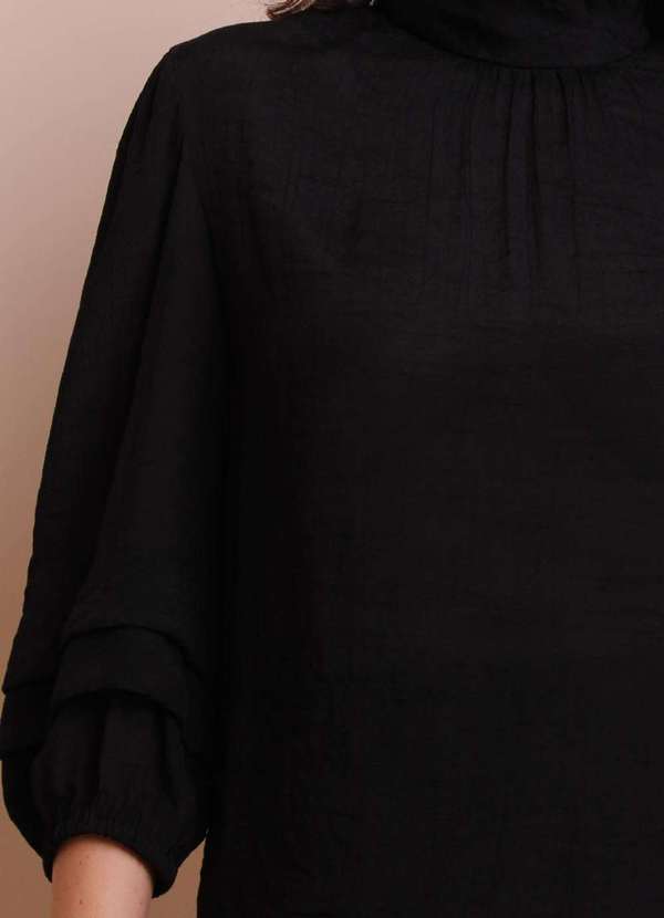Labrava - Blusa Gola Alta Preta Labrava Preto 4