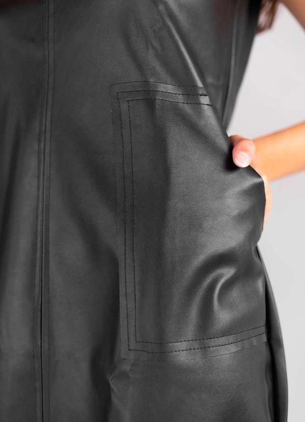 Conigli Design - Vestido Curto Ottawa sem Manga Pu Preto 7