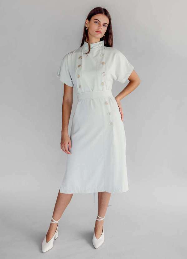 Conigli Design - Vestido Midi Monaco Crepe Transpassado Manga Curta Liso Cinza