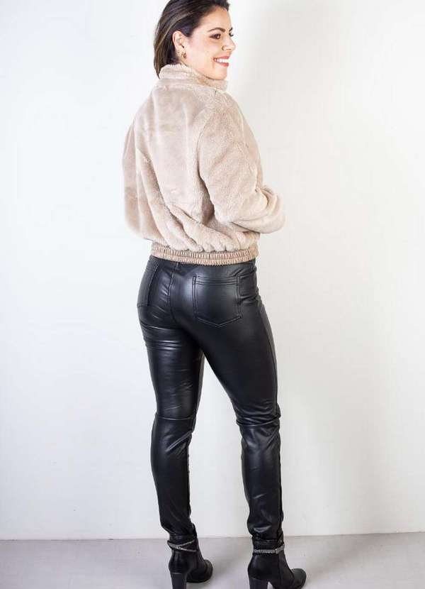 Fluffy - Jaqueta Fur Feminina Forrada com Bolsos 70832 Bege 6