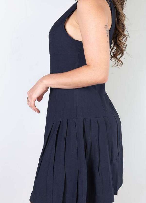 Fluffy - Vestido Curto Godê Regata com Pregas 51054 Preto 2