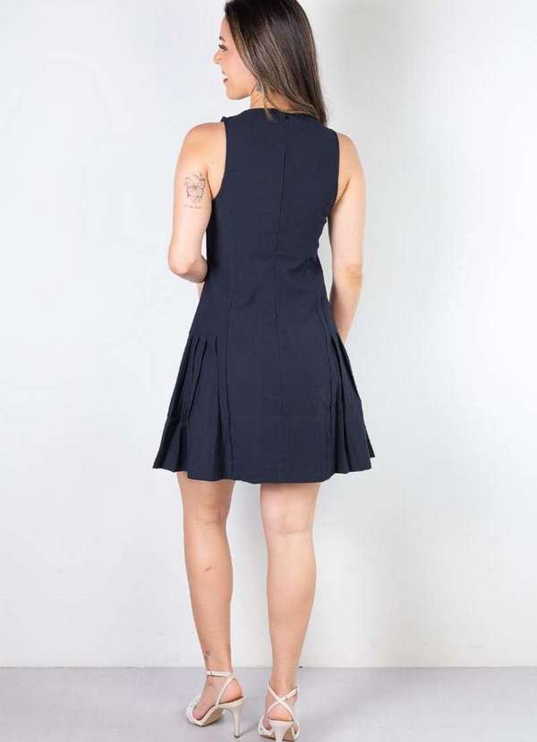 Fluffy - Vestido Curto Godê Regata com Pregas 51054 Preto 6