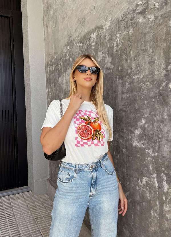 Cianitas - Camiseta Feminina Off Laranja Groovy Bege