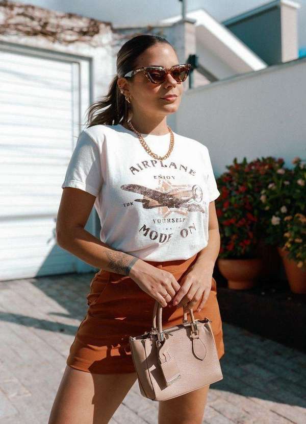 Cianitas - T-Shirt Feminina Off Airplane Bege