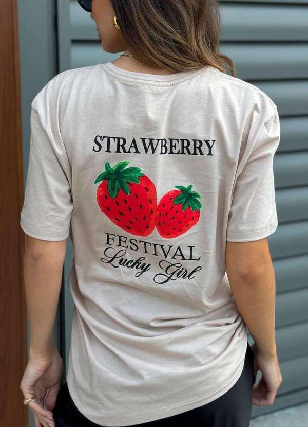 Cianitas - T-Shirt Over Chocolate Morango Lucky Girl Marrom