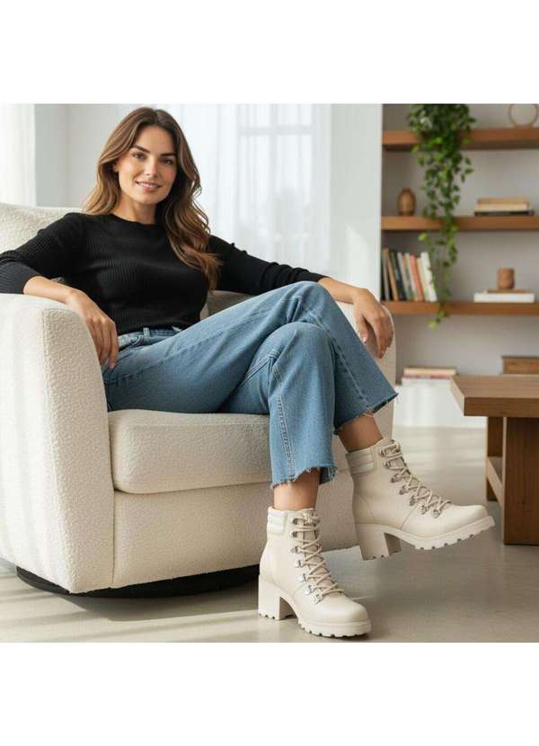 Pegada - Bota Feminina Coturno Pegada 281321 Marfim 2