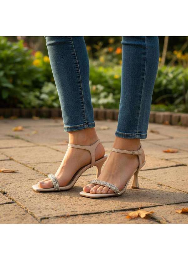 Via Marte - Sandália Feminina Salto Taça Via Marte 166035 Marfim 2