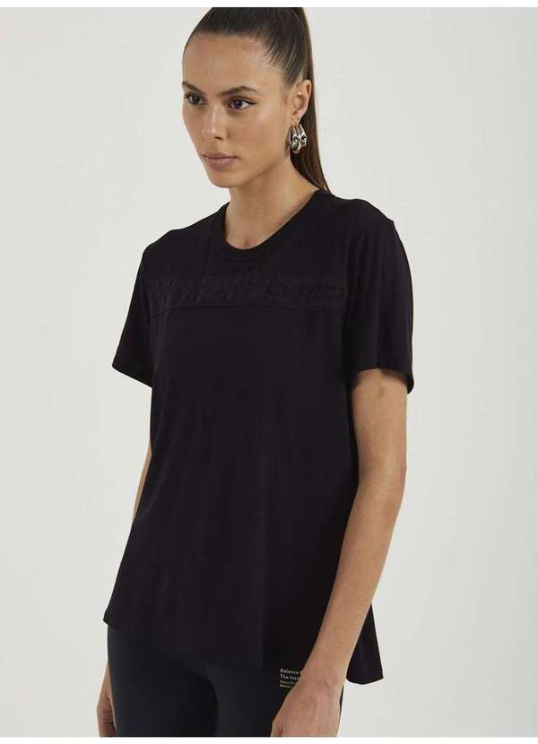 Colcci - Camiseta Manga Curta Sport Perfect Black - Preto