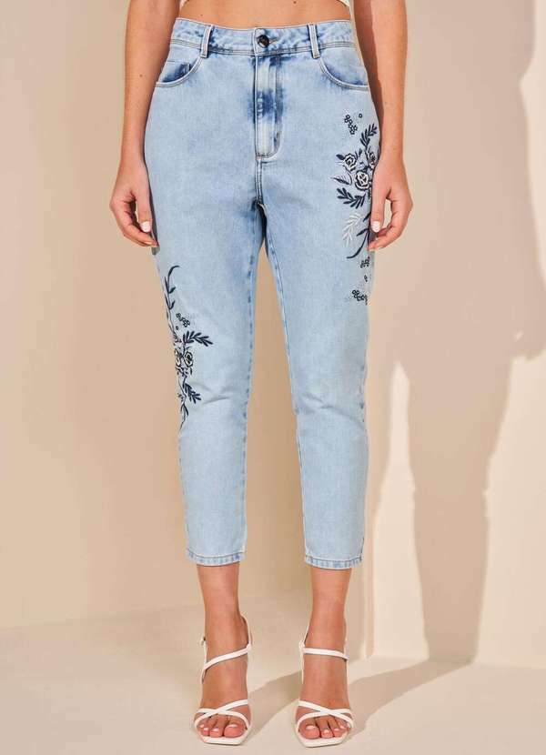 Yexx - Calça Mom Fit com Bordados Jeans - Azul