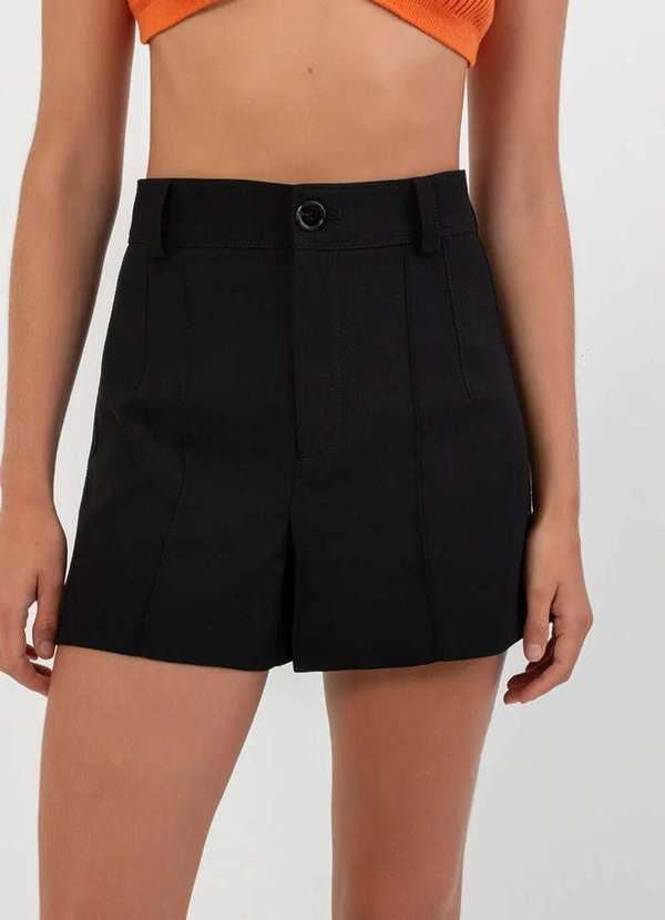 Sly Wear - Shorts Cintura Alta em Crepe com Nervuras Frontais - Preto