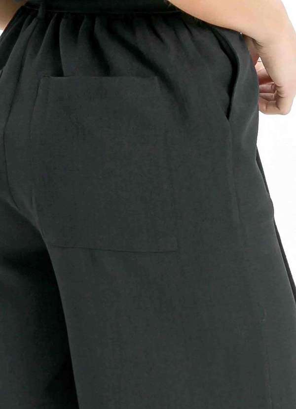 Pks - Bermuda Feminina Alfaiataria Preto 2