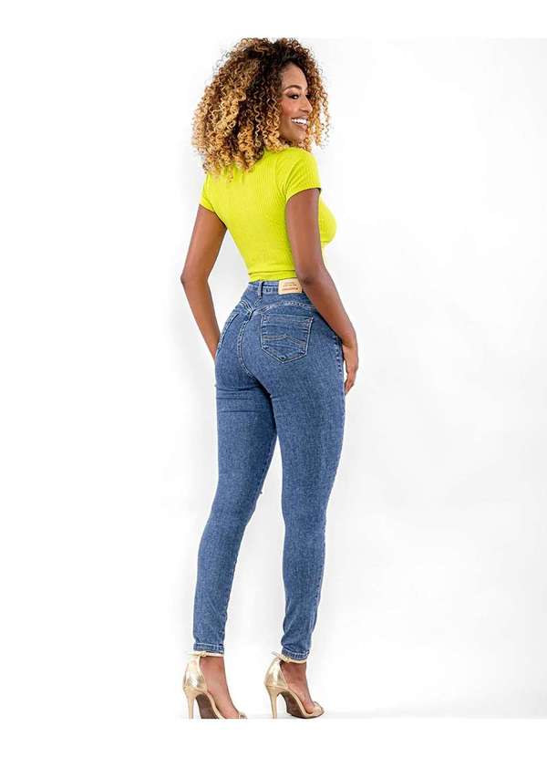 Consciência - Calca Jeans Feminina Extreme Power com Rasgo no Joelho Azul 2